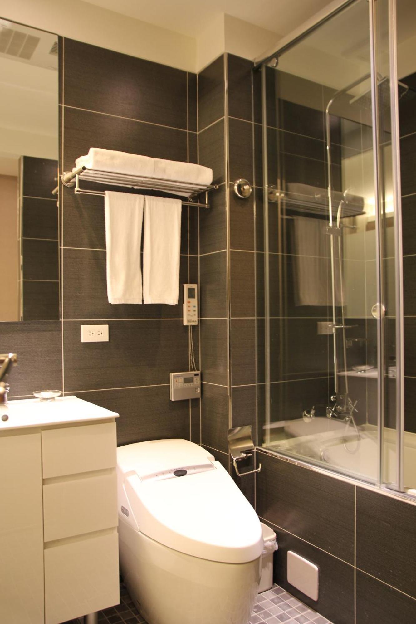 Capital Hotel Songshan Taipei Exteriör bild