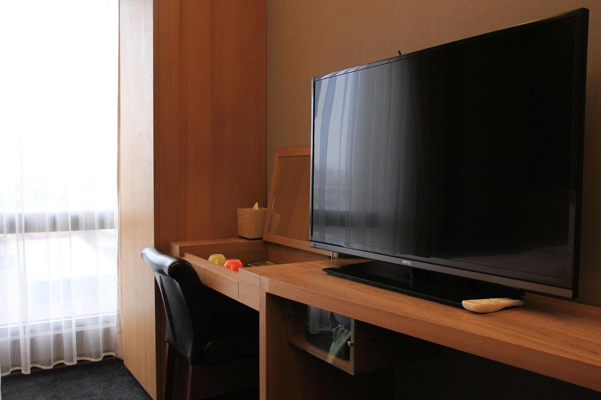 Capital Hotel Songshan Taipei Exteriör bild