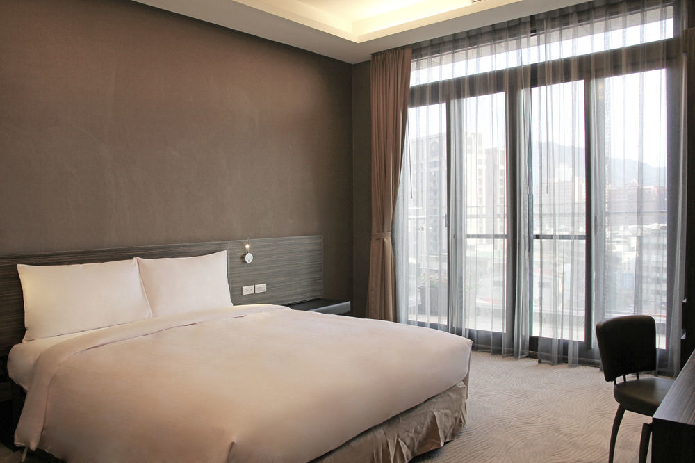 Capital Hotel Songshan Taipei Exteriör bild